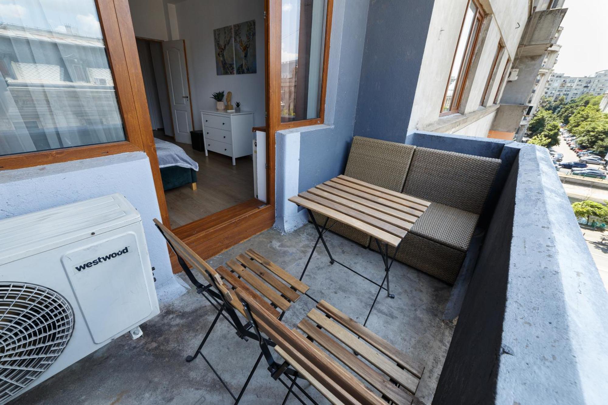 Color Apartments Franceza St Bucharest Luaran gambar