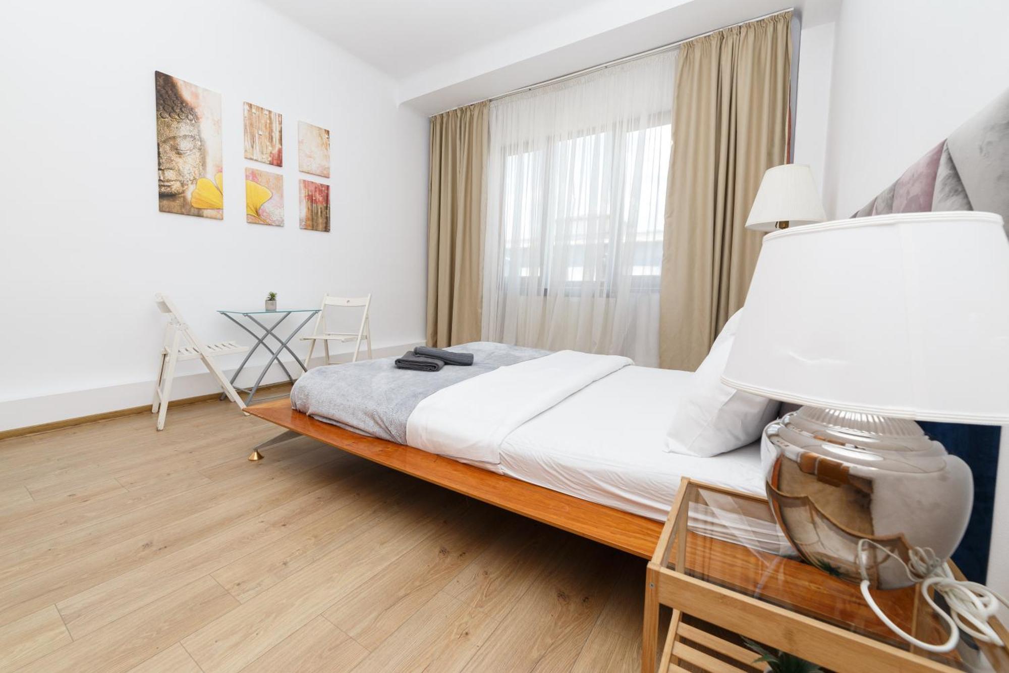 Color Apartments Franceza St Bucharest Luaran gambar